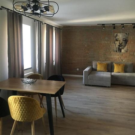 Дворівневі Апартаменти На Площі Ринок Lwów Zewnętrze zdjęcie